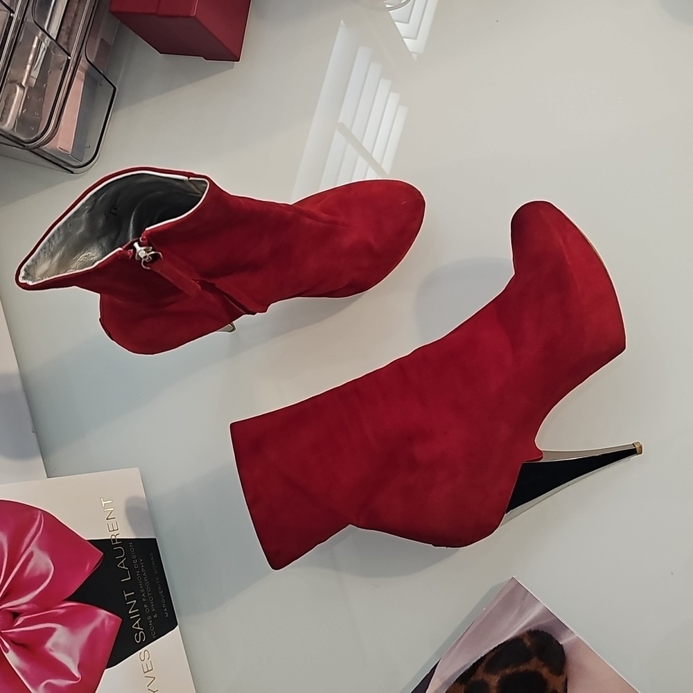Giuseppe Zanoti Vintage Red Suede Booties